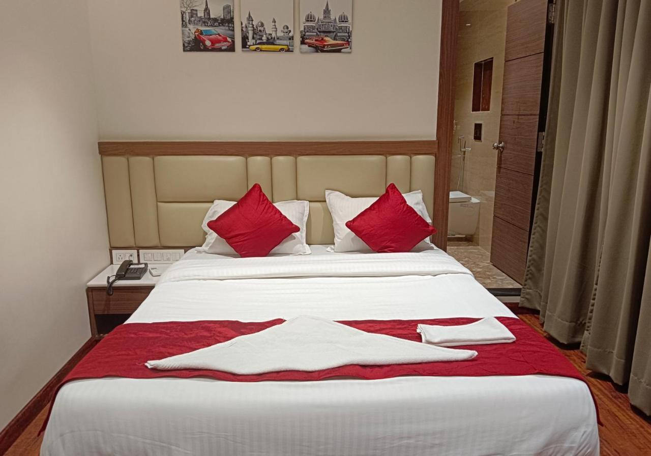 The Pride Hotel Jamshedpur Eksteriør billede